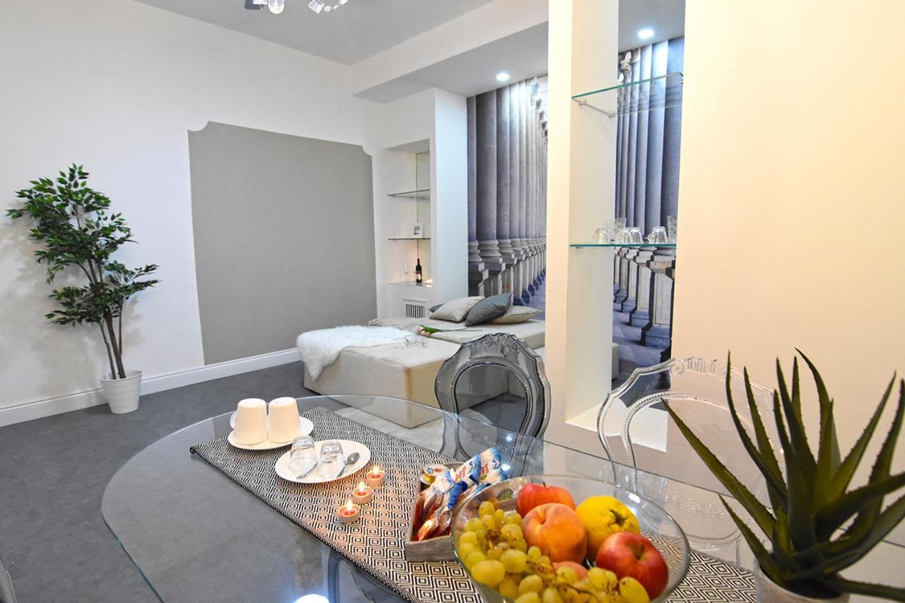 Susy Apartment Napoli Ngoại thất bức ảnh